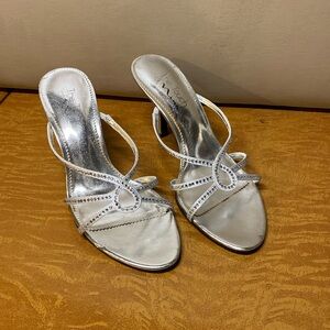 Touch of Nina Women’s Dress Shoe